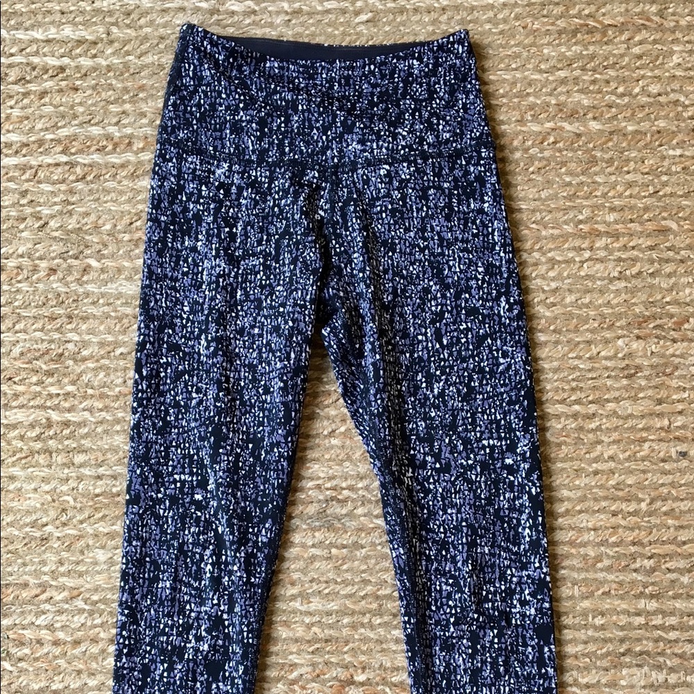 Black, White, Gray speckled Beyond Yoga leggings
